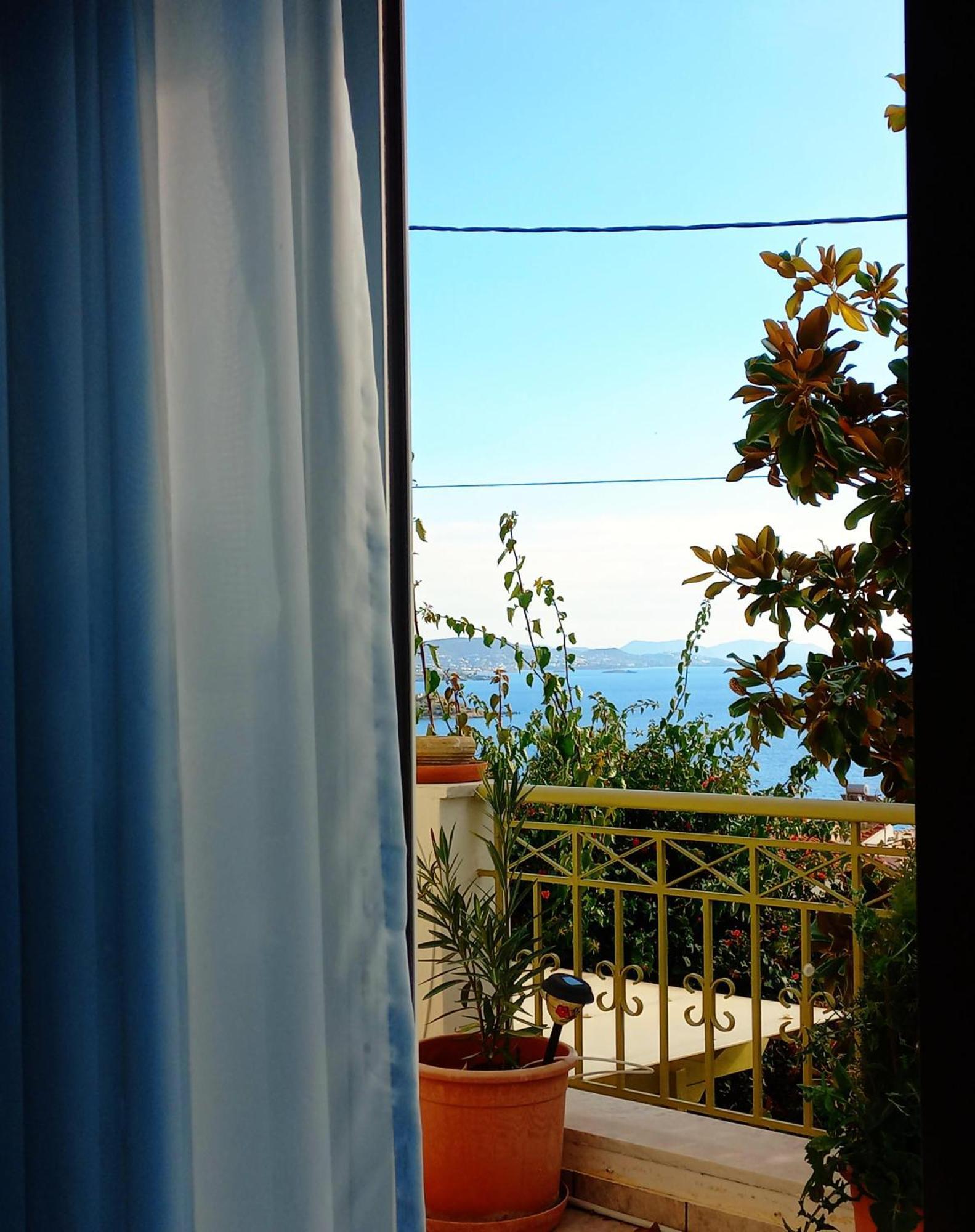 Villa "Eva" - Entire Beachfront Holiday Home - 4S Agia Marina  Eksteriør bilde